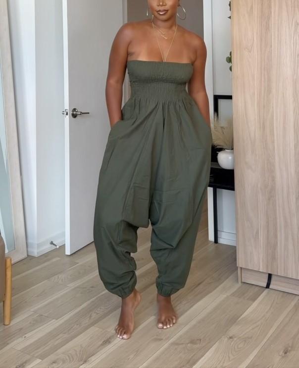 Summer strapless jumpsuit with chest straps and pockets