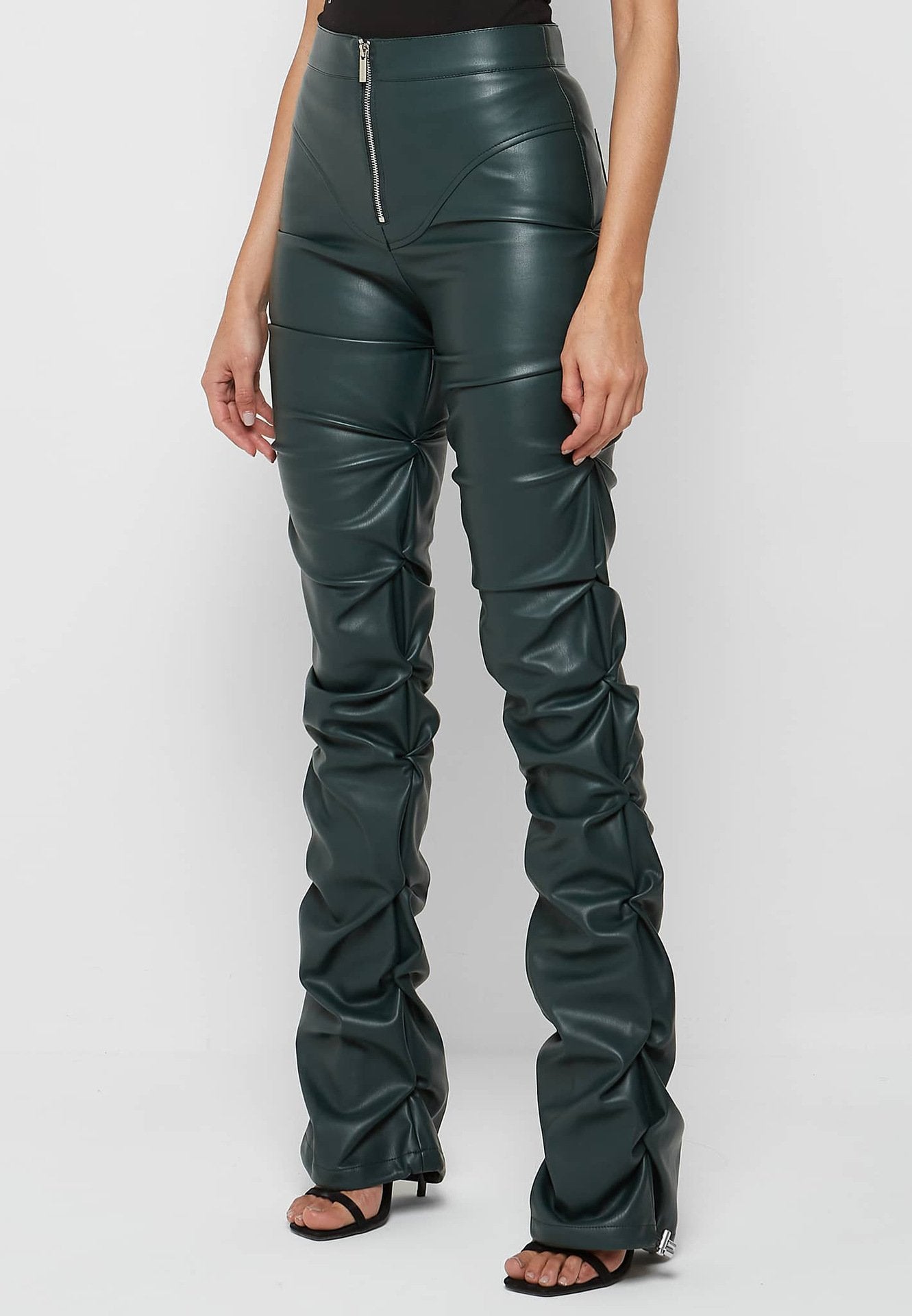 Distinctive Skinny Pleated Leather Pants