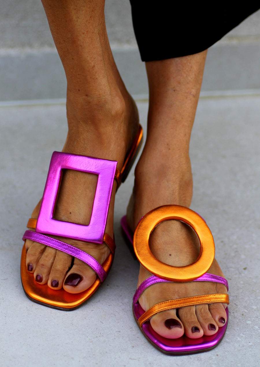 Multicolor leather sandals