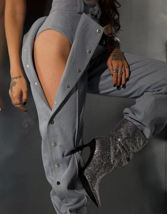 Button-Side Open Jeans